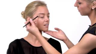 Lancôme Foundation Tutorial  Beauty Expert Tutorial [upl. by Douglas]