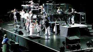 Kool and the Gang  Live at TD Garden  Jungle Boogie featuring Michael Ray Trumpet Solo [upl. by Yrdnal]