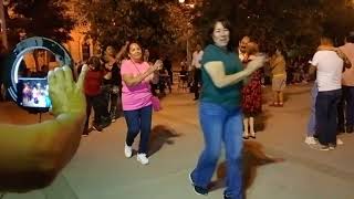 así se baila el tololoche chicotiado en las verbenas del parque revolución 🦸🦸 [upl. by Yreved863]