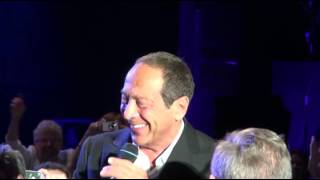 Un fenómeno vean la sorpresa de Paul Anka en Barcelona [upl. by Jun]