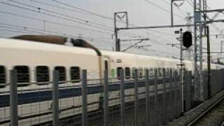 300系ひかり526号東京行き 阪急水無瀬駅通過 2009年5月23日 [upl. by Areema808]