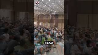 Este professor de física deixou seus alunos s shortsvideo curiosidades humor viralvideo [upl. by Abbotson289]