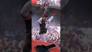 Tim Couch with the guitar smash [upl. by Kissee986]