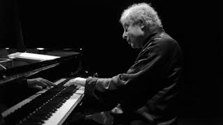 András Schiff  Schubert Piano Sonata in A minor D845  Live 1992 [upl. by Dido]