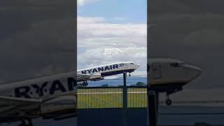 Ryanair 737800 takeoff at Dublin Airport dublinairport boeing737 ryanair [upl. by Schifra]