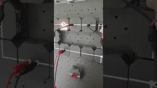 How to measure with an oscilloscope on a potentiometer and an lamp [upl. by Murdoch838]