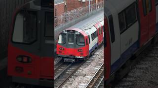 London Underground  Jubilee line in hight speed near West Ham station [upl. by Attenohs]