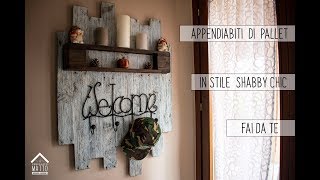 🏚 FAI DA TE 🛠 APPENDIABITI DI PALLET IN STILE SHABBY CHIC 💡 [upl. by Nosirrah]