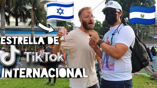 Entrevista al TikToker Israelí que se ha vuelto viral por su amor a los salvadoreñosKobi Farkash [upl. by Ilecara]