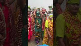 Maa Ne Lga Diya Sabko Kaam Par minivlogs dailyminivlogs villagelife palfamilyvlogs [upl. by Fezoj]