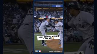 ¡VUELA LA PELOTA 🔥😳 Tremendo cuadrangular de Juan Soto para empatar las cosas en el Juego 2 [upl. by Nwahsyar]