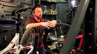 Buyers Guide 26inch vs 29inch Mountain Bikes by Performance Bicycle [upl. by Tingley]