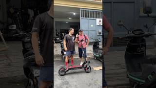 Raze Voltaire V2 SOLD 🛴 electricscooter ridesafe goelectricwithmotur [upl. by Crooks650]