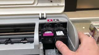 How to Install HP 60  60XL amp do self test on HP DeskJet D2560 [upl. by Ardnait]