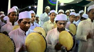 Mawlid Nabi  Mahallul Qiyam Haul Akbar  PonPes AlFithrah 2011 [upl. by Latreese]