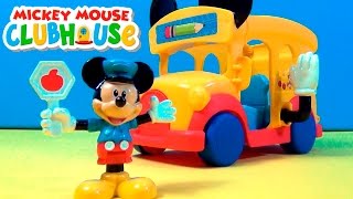 Mickey Mouse ClubHouse Ônibus escolar do Mickey ☆ Motoneve Scooter ☆Barco e Ambulância de Donald [upl. by Kemble]