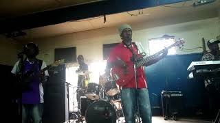 Longpela Rot Live By Amon amp Trevor Serum  Goroka Lodge [upl. by Itra518]