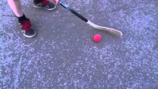 Tutoriel Comment Dribbler Au sol avec la Balle ou Rondelle [upl. by Deming619]