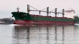 Wigeon and Algoma Equinox StClair River 33024 [upl. by Lachlan]