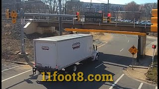 Will this boxtruck get stuck at the 11foot88 bridge [upl. by Oniratac]