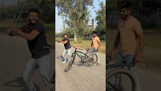 Magic Cycle 🚴Kisi se nhi Darti 😂 shorts shortsfeed comedy magic funny youtubeshorts [upl. by Screens511]