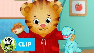 DANIEL TIGERS NEIGHBORHOOD  Daniel Gets His Teeth Cleaned  PBS KIDS [upl. by Irtimed]