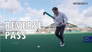 How to hit the reverse pass  Hertzberger TV  Field hockey tutorial [upl. by Braun]