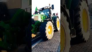 Protesta agricoltori da Melegnano verso Milano [upl. by Ojaras247]